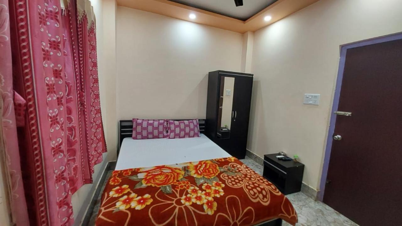 Goroomgo M S M Residency Hotel 3*