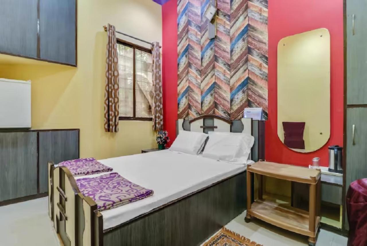 Goroomgo M S M Residency Hotel 3*